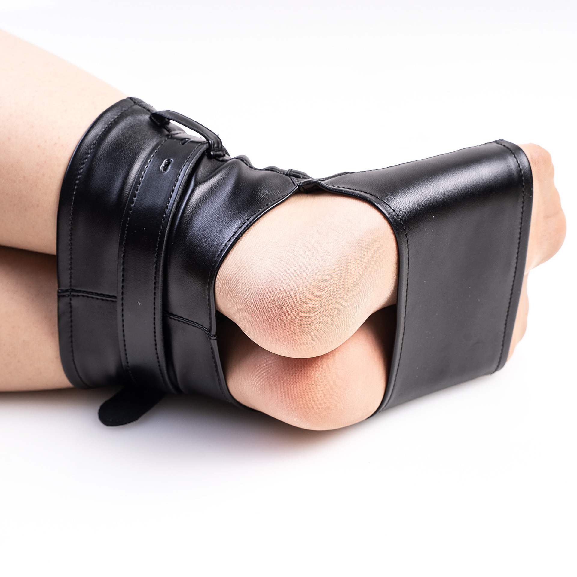 Cross-Border Fun Foot Bondage Training Tight Foreign Trade Fun Confinement Leather K9 Restraint Couple Props Wholesale - 图片 4